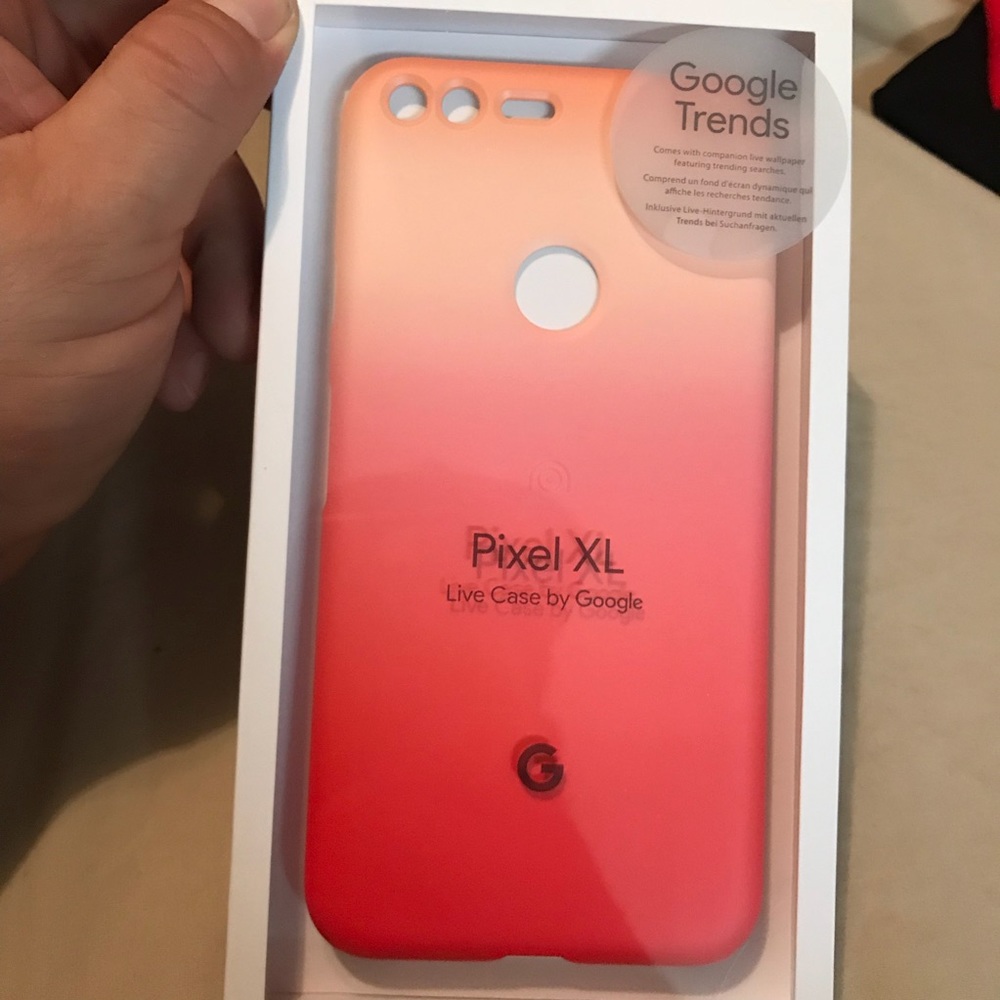 NWT Live case by Google for Pixel XL